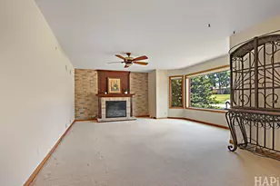 612 Edelweiss Dr, Antioch, IL 60002 - Photo 3