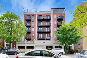 815 N Marshfield Ave, Chicago, IL 60622 - Photo 1