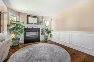 619 S 3rd St, Dundee, IL 60118 - Photo 7