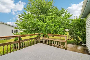335 Belmont Ct, Grayslake, IL 60030 - Photo 25