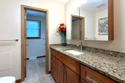2022 E Woodview Drive, Mount Prospect, IL 60056 - Photo 29