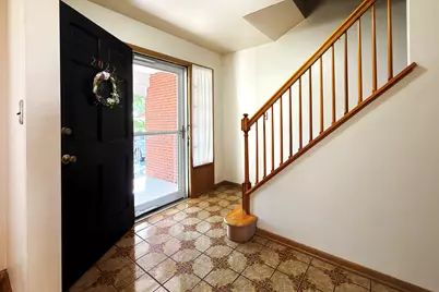 2022 E Woodview Drive, Mount Prospect, IL 60056 - Photo 11
