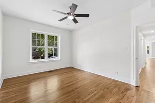 3801 N Wilton Ave, Chicago, IL 60613 - Photo 11