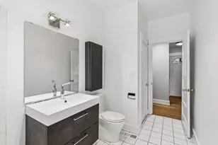 3801 N Wilton Ave, Chicago, IL 60613 - Photo 15
