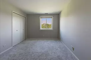 15805 Peggy Ln, Oak Forest, IL 60452 - Photo 9