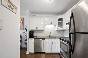 1030 N State St, Chicago, IL 60610 - Photo 7