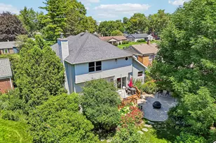 219 Woodlawn Dr, Mundelein, IL 60060 - Photo 37