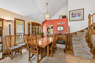 219 Woodlawn Dr, Mundelein, IL 60060 - Photo 13
