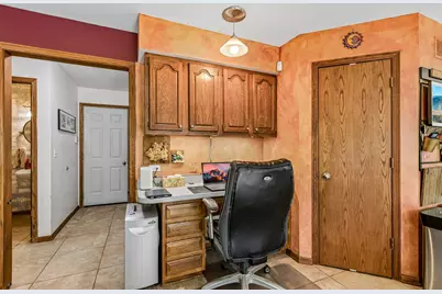 219 Woodlawn Drive, Mundelein, IL 60060 - Photo 11