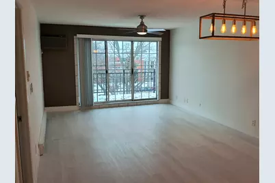 1060 N Farnsworth Avenue #1402, Aurora, IL 60505 - Photo 3