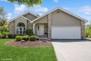 10423 Aileen Ave, Mokena, IL 60448 - Photo 3