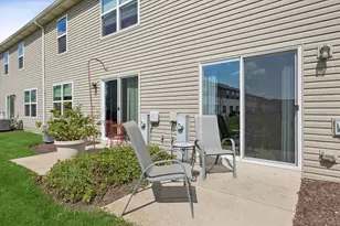 246 Wildmeadow Ln, Woodstock, IL 60098 - Photo 15