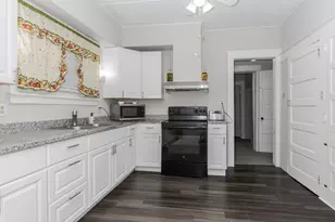 615 N Chicago St, Pontiac, IL 61764 - Photo 21