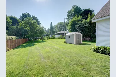 1113 Douglas Court, Waukegan, IL 60085 - Photo 5