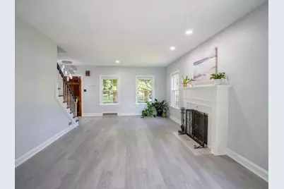 1113 Douglas Court, Waukegan, IL 60085 - Photo 9