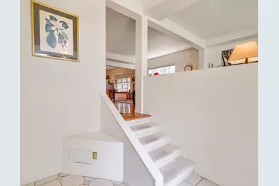 718 N 2nd Avenue, Saint Charles, IL 60174 - Photo 5
