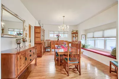 718 N 2nd Avenue, Saint Charles, IL 60174 - Photo 9
