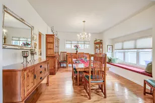 718 N 2nd Ave, Saint Charles, IL 60174 - Photo 9
