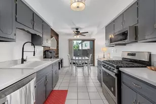 1042 Schoolgate Rd, New Lenox, IL 60451 - Photo 5