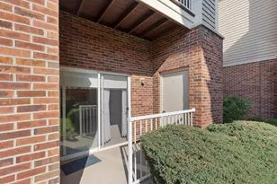 801 N McLean Blvd, Elgin, IL 60123 - Photo 13