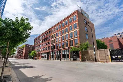 420 W Grand Avenue #5D, Chicago, IL 60654 - Photo 1