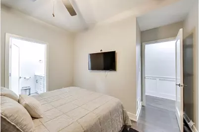 616 E 46th Street #2, Chicago, IL 60653 - Photo 11