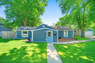 817 S Hugh St, Plano, IL 60545 - Photo 1