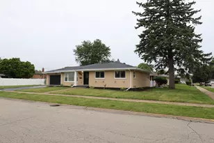 16644 Maple St, South Holland, IL 60473 - Photo 5