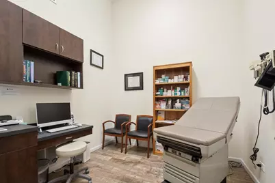 2219 W Belmont Avenue, Chicago, IL 60618 - Photo 7