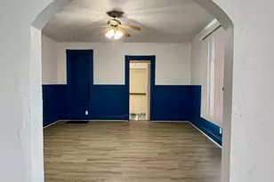 703 Park Pl, Sterling, IL 61081 - Photo 5