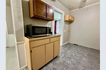 703 Park Place, Sterling, IL 61081 - Photo 11