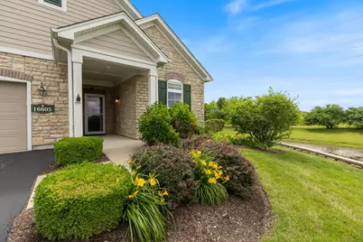 16605 S Fox Run Circle, Plainfield, IL 60586 - Photo 3