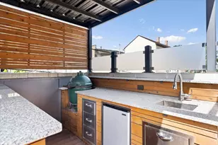 1410 W Huron St, Chicago, IL 60642 - Photo 25