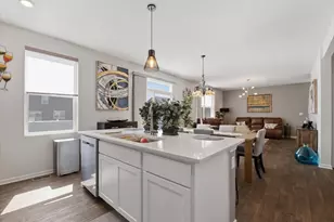 2018 Winterberry Trl, Wonder Lake, IL 60097 - Photo 7