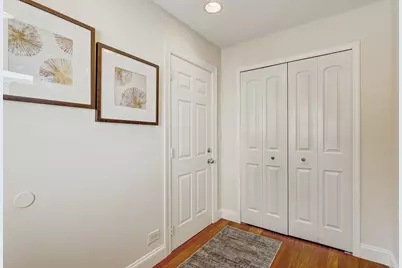 223 W Tanglewood Drive, Arlington Heights, IL 60004 - Photo 11
