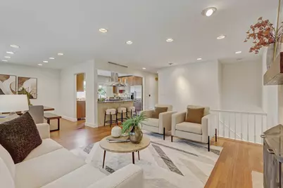223 W Tanglewood Drive, Arlington Heights, IL 60004 - Photo 3