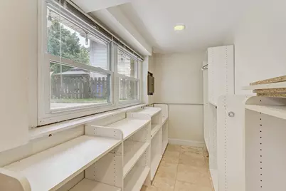 223 W Tanglewood Drive, Arlington Heights, IL 60004 - Photo 27