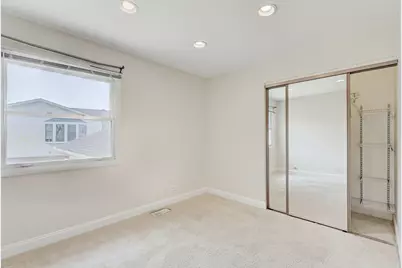 223 W Tanglewood Drive, Arlington Heights, IL 60004 - Photo 17