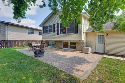 223 W Tanglewood Drive, Arlington Heights, IL 60004 - Photo 29