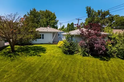 17 S Walnut Street, Palatine, IL 60067 - Photo 3
