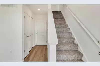 2728 Arrowhead Drive, Pingree Grove, IL 60140 - Photo 3