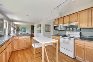 264 Biltmore Dr, North Barrington, IL 60010 - Photo 15