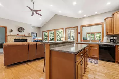 4 N Acorn Court, Galena, IL 61036 - Photo 7