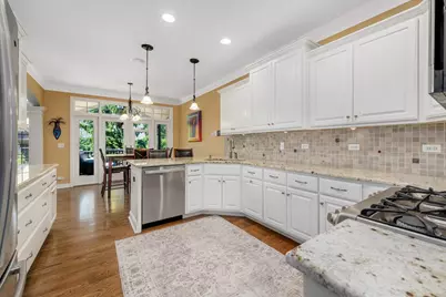 2454 Durand Drive, Downers Grove, IL 60516 - Photo 7