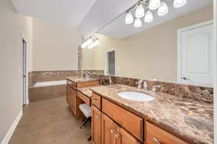 2454 Durand Dr, Downers Grove, IL 60516 - Photo 21