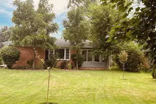 1725 Happ Rd, Northbrook, IL 60062 - Photo 21