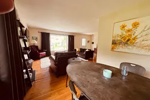 1725 Happ Rd, Northbrook, IL 60062 - Photo 7