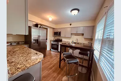 1725 Happ Road, Northbrook, IL 60062 - Photo 3