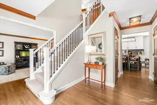 1N055 Coventry Dr, Carol Stream, IL 60188 - Photo 5