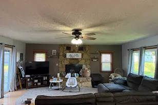 805 S 5th St, Oregon, IL 61061 - Photo 9